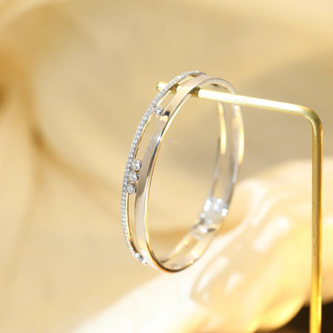 [Imperial] Move Romane Diamond Bangle Bracelet