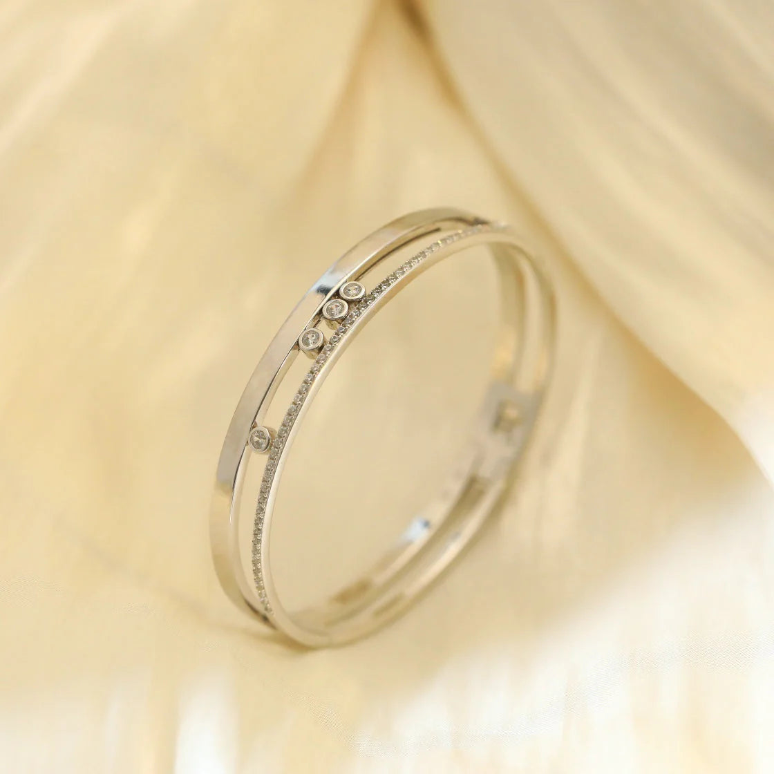 [Imperial] Move Romane Diamond Bangle Bracelet