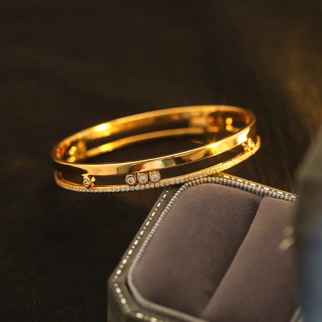 [Imperial] Move Romane Diamond Bangle Bracelet