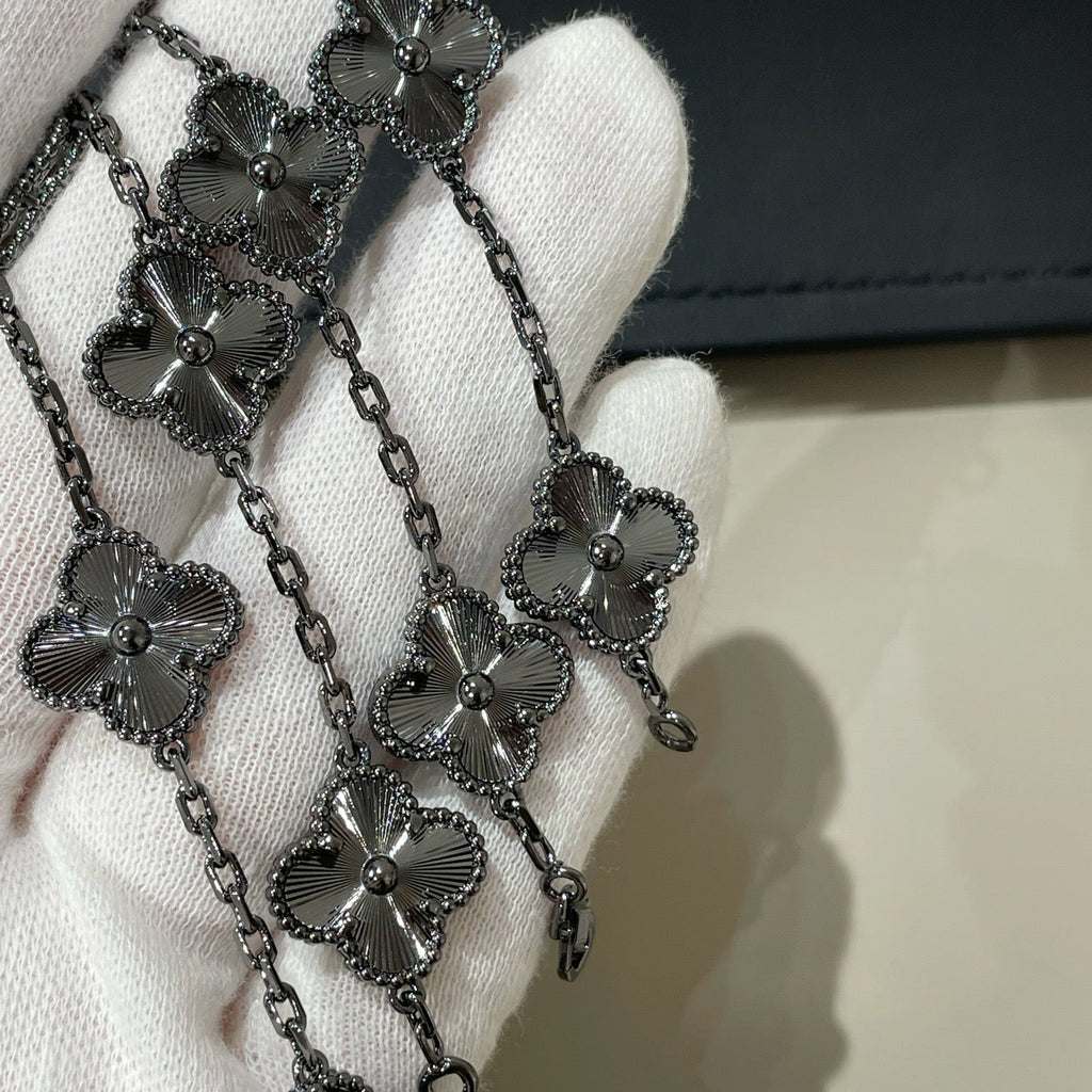 [Imperial]New CLOVER 5 MOTIF BLACK BRACELET
