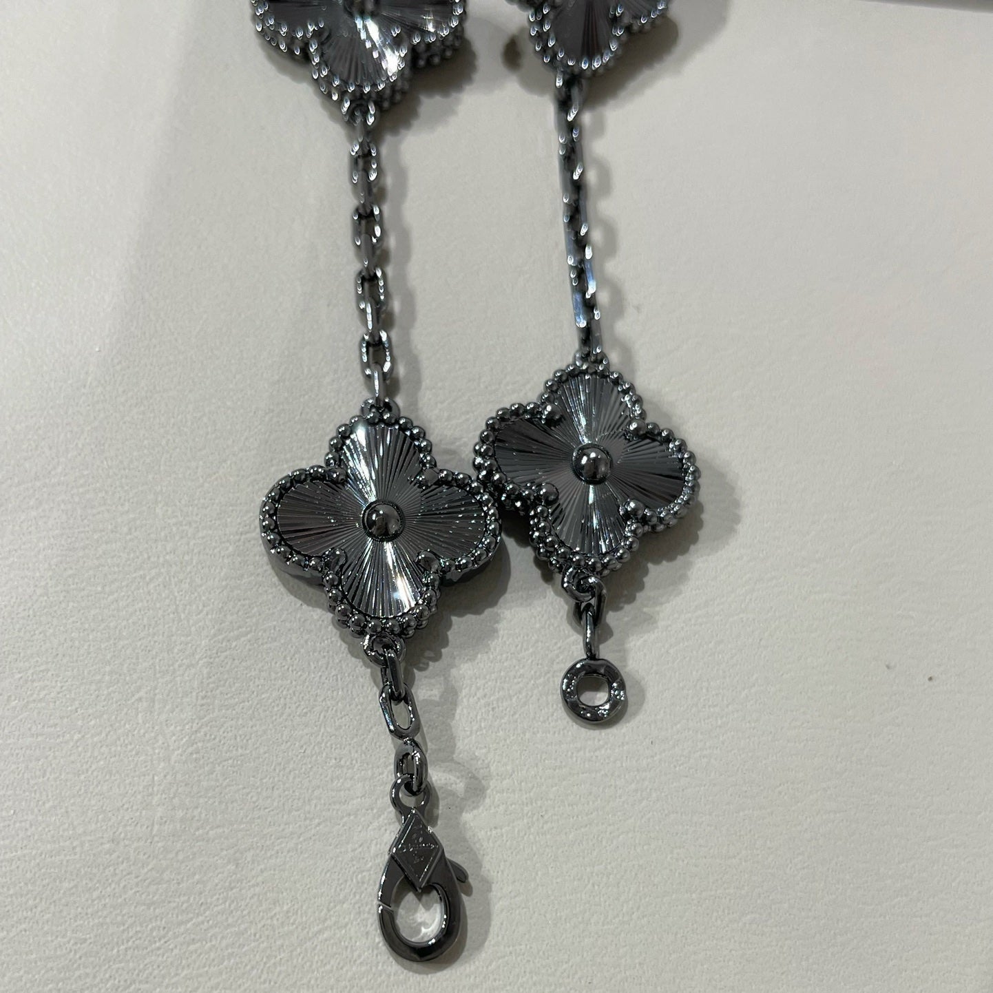 [Imperial]New CLOVER 5 MOTIF BLACK BRACELET