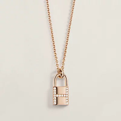 [Imperial] HM ADVANCED NICHE LOCK HEAD NECKLACE DIAMONDS
