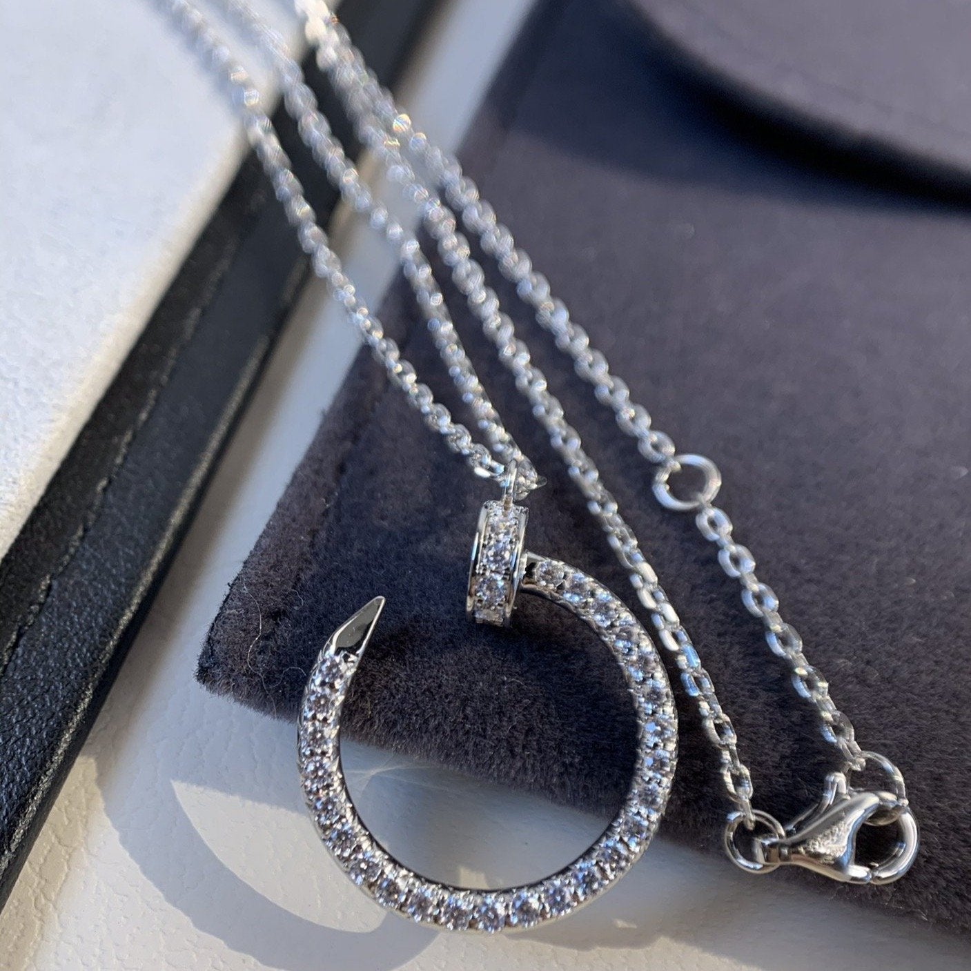 [Imperial] JUSTE NECKLACE SILVER DIAMONDS