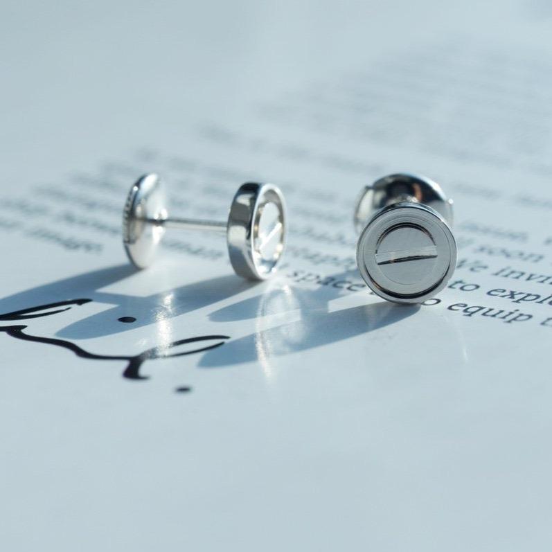 [Imperial] LOVE EARRINGS SILVER 10MM