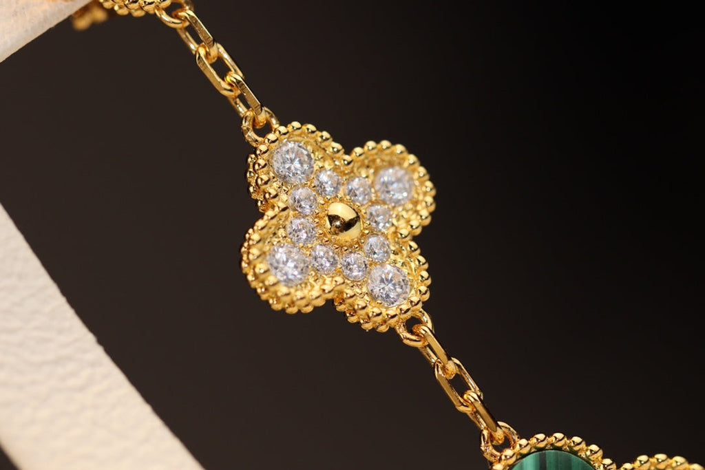 [Imperial] CLOVER EARRINGS GOLD MALACHITE DIAMOND 3 MOTIF
