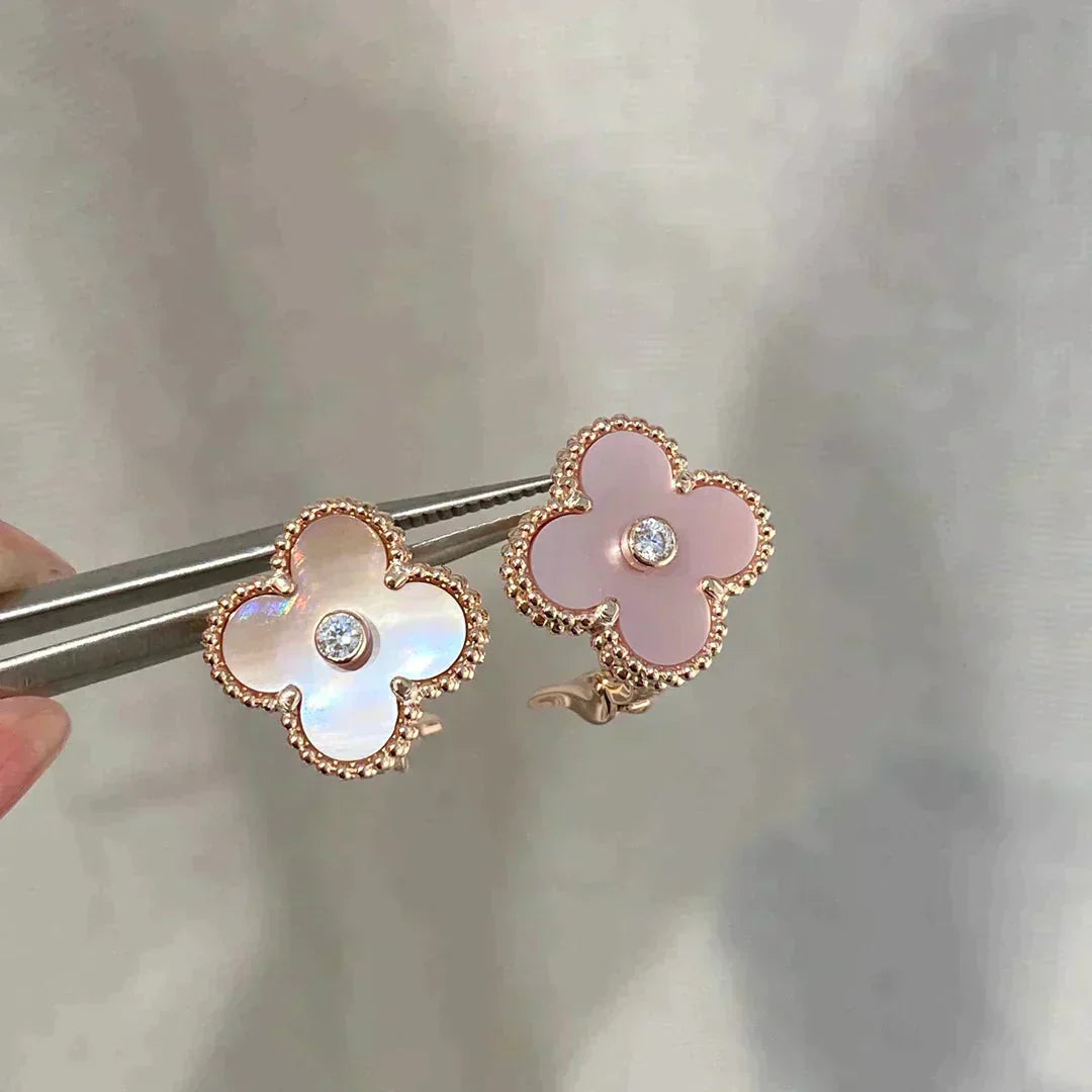 [Imperial] CLOVER MEDIUM 1 MOTIFS  PINK MOP DIAMOND EARRINGS