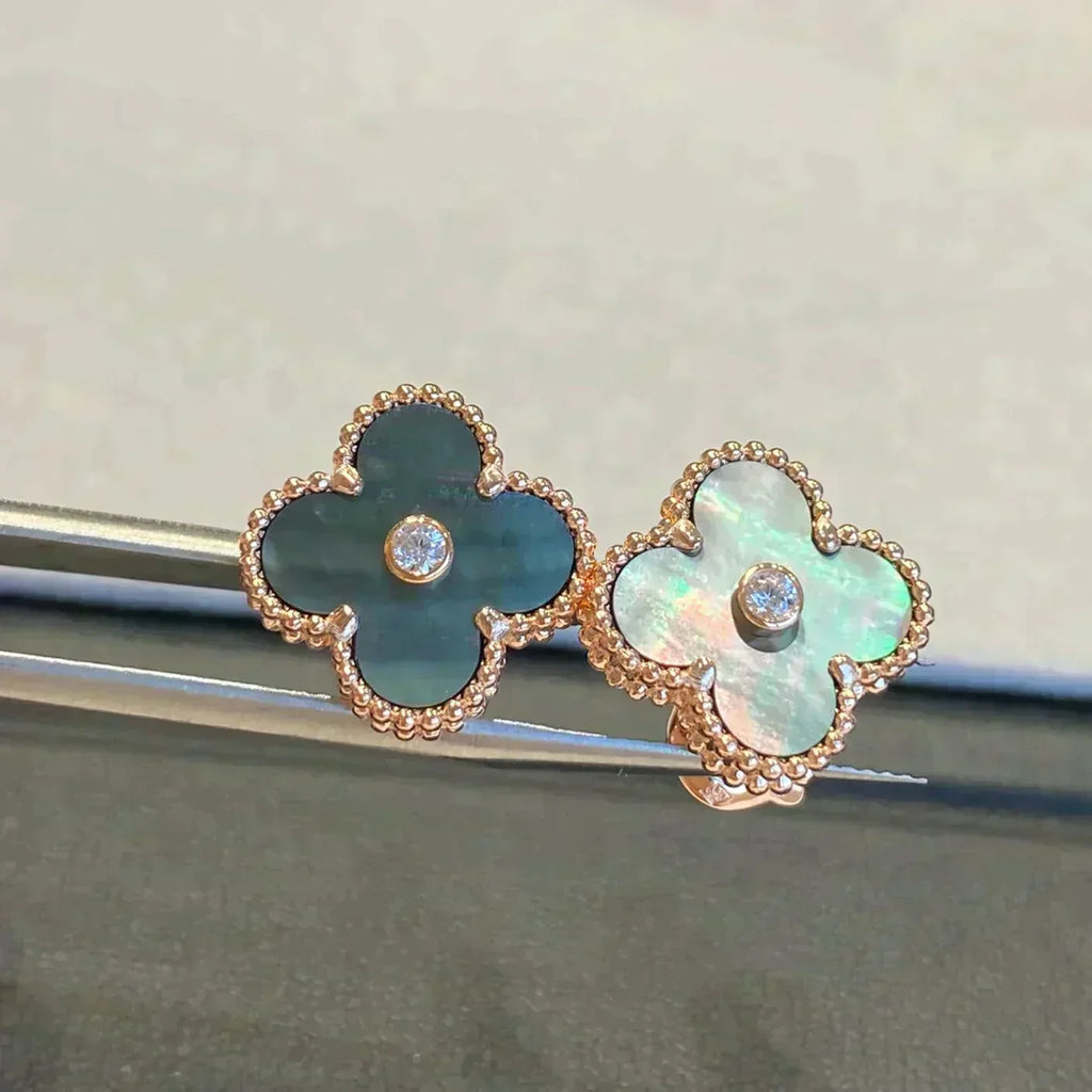 [Imperial] CLOVER MEDIUM 1 MOTIFS GRAY MOP  DIAMOND EARRINGS