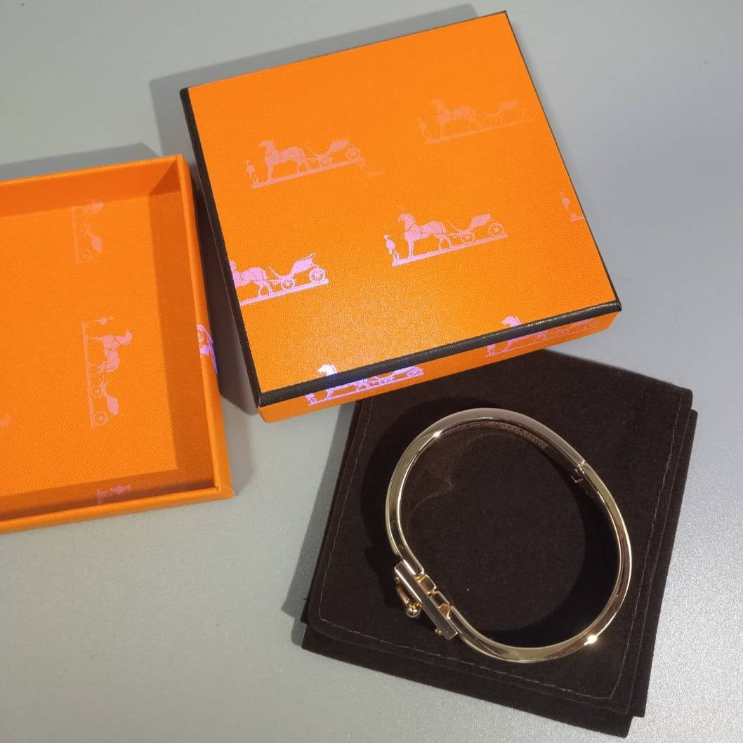 [Imperial] H CLOUD BLUE BRACELET