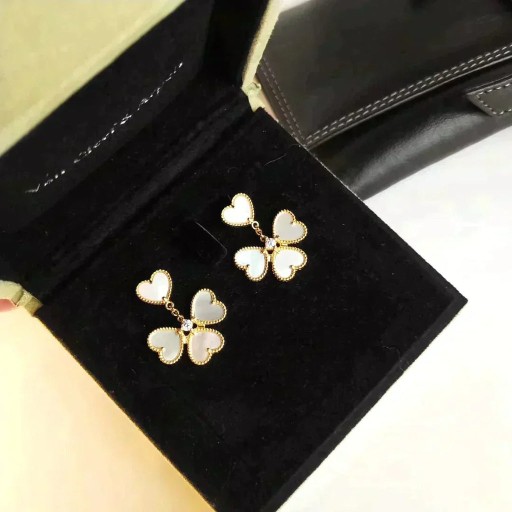 [Imperial] CLOVER SWEET WHITE MOP EARRINGS