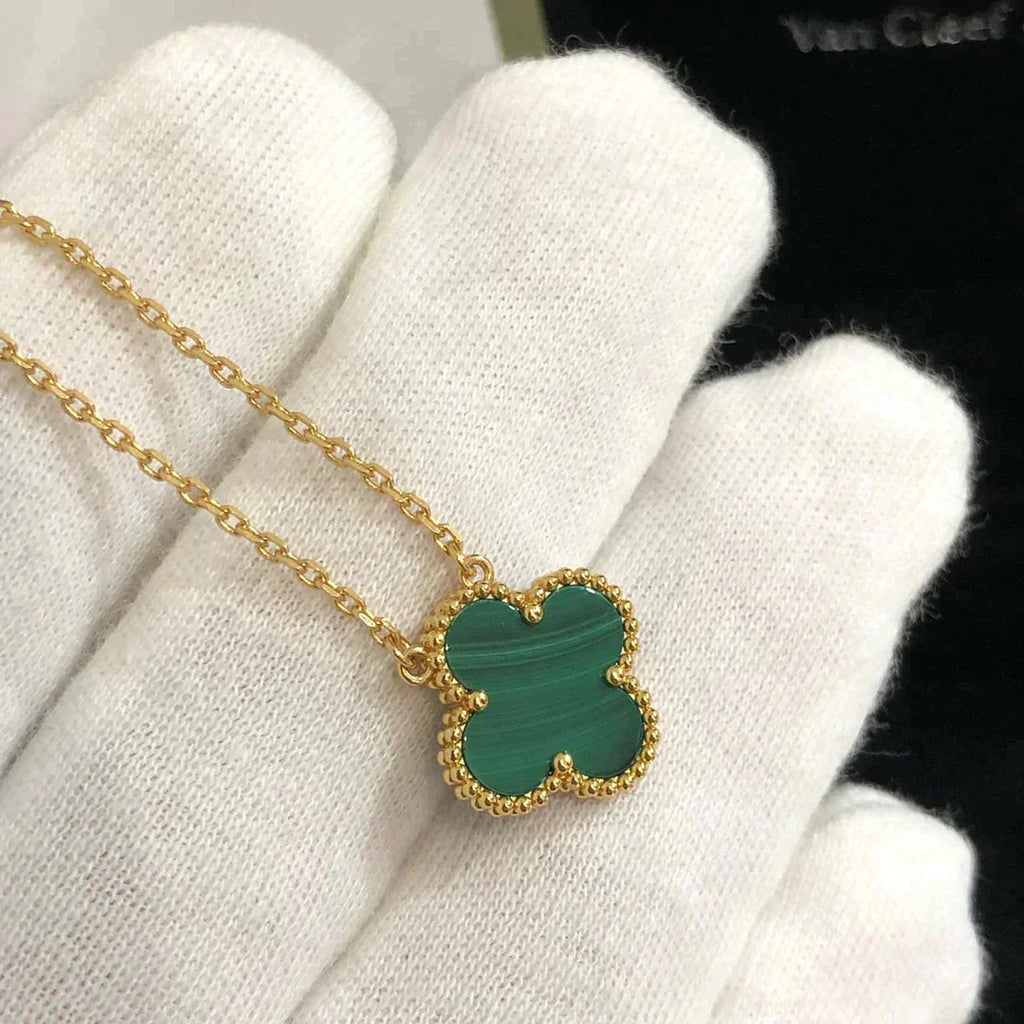 [Imperial] CLOVER 15MM MALACHITE SINGLE FLOWER  NECKLACE