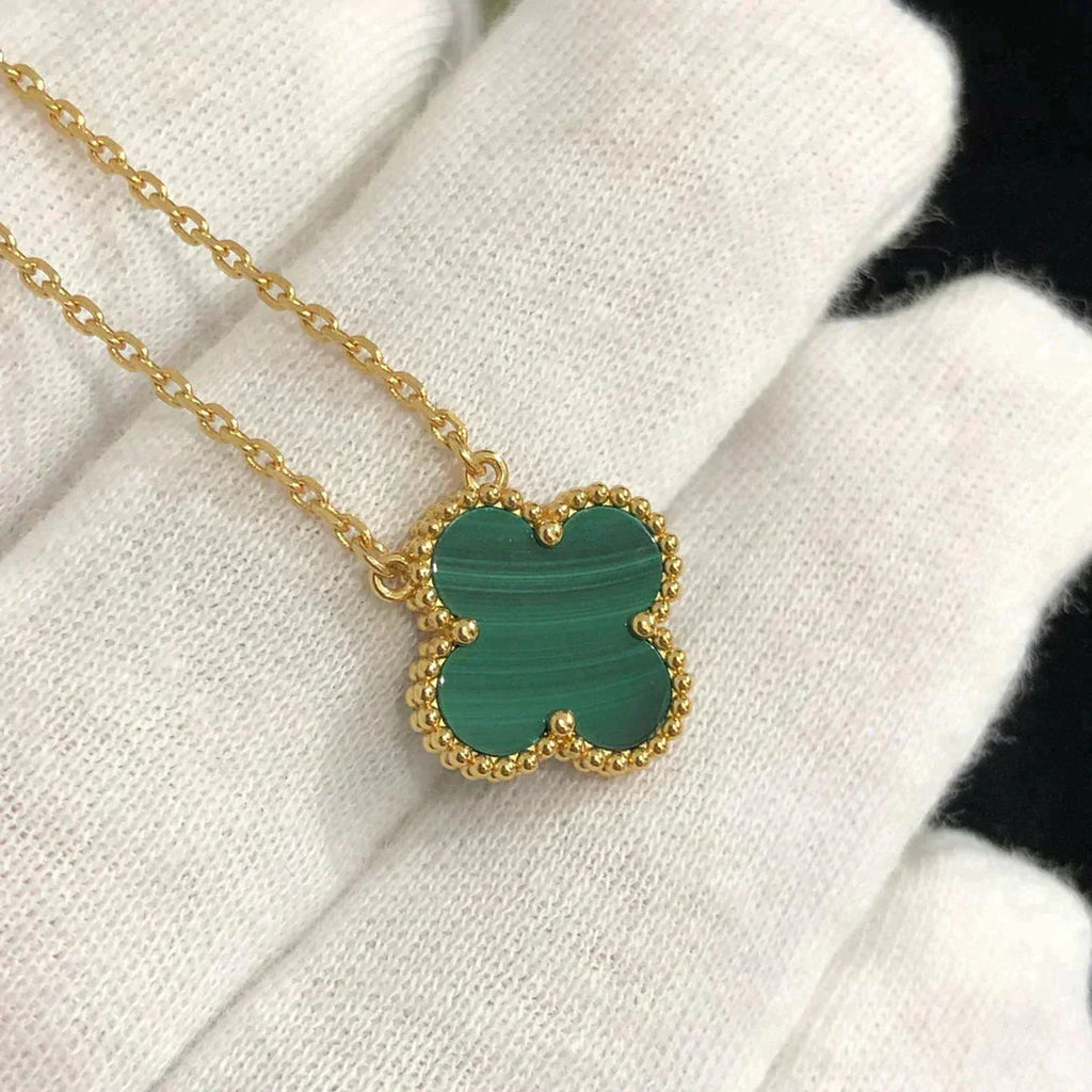 [Imperial] CLOVER 15MM MALACHITE SINGLE FLOWER  NECKLACE