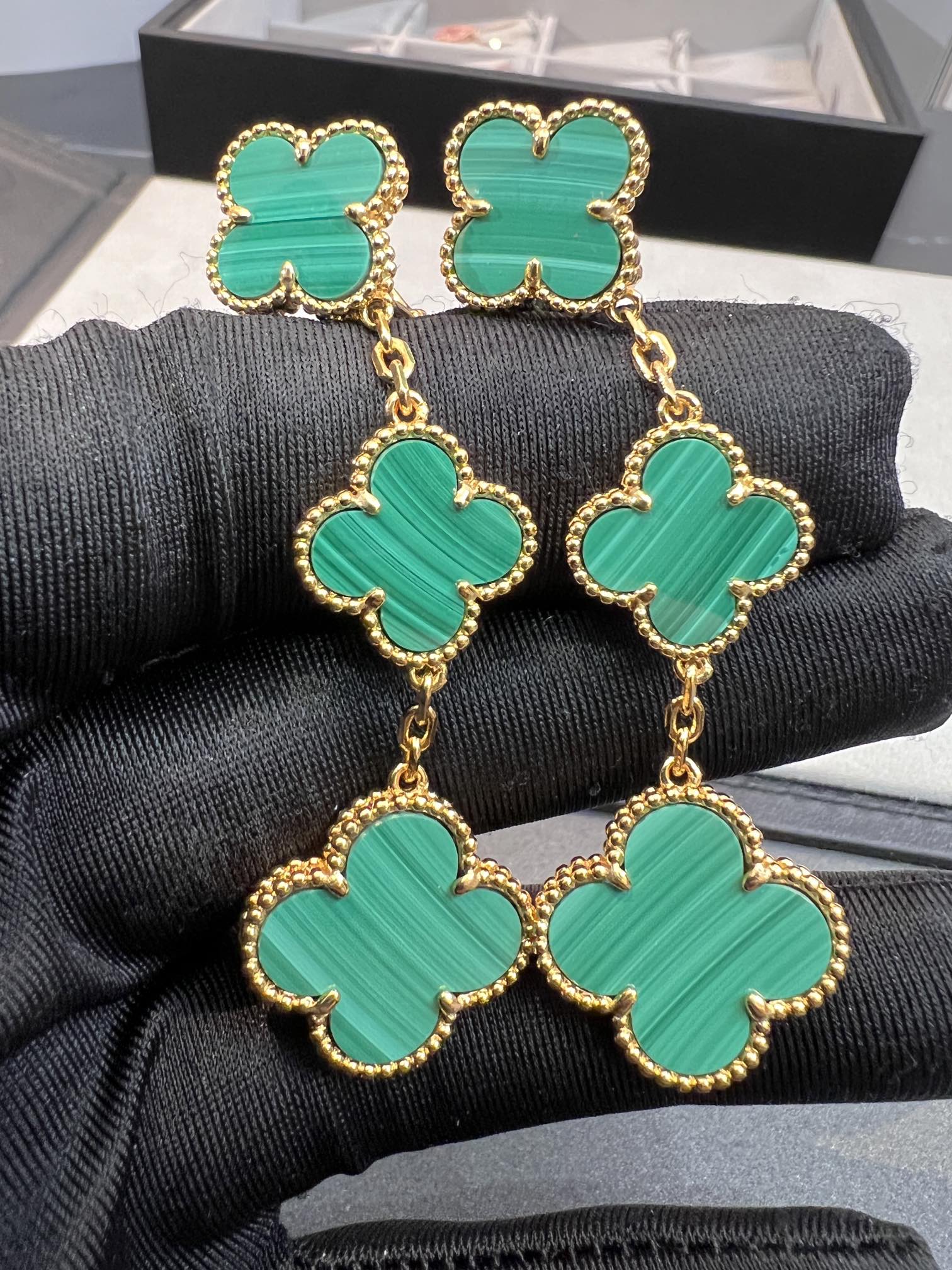 [Imperial] CLOVER MALACHITE 3 MOTIFS GOLD