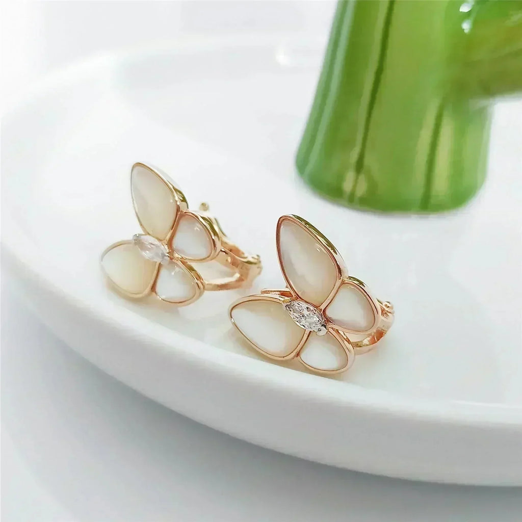 [Imperial] BUTTERFLY MOP DIAMOND EARRINGS