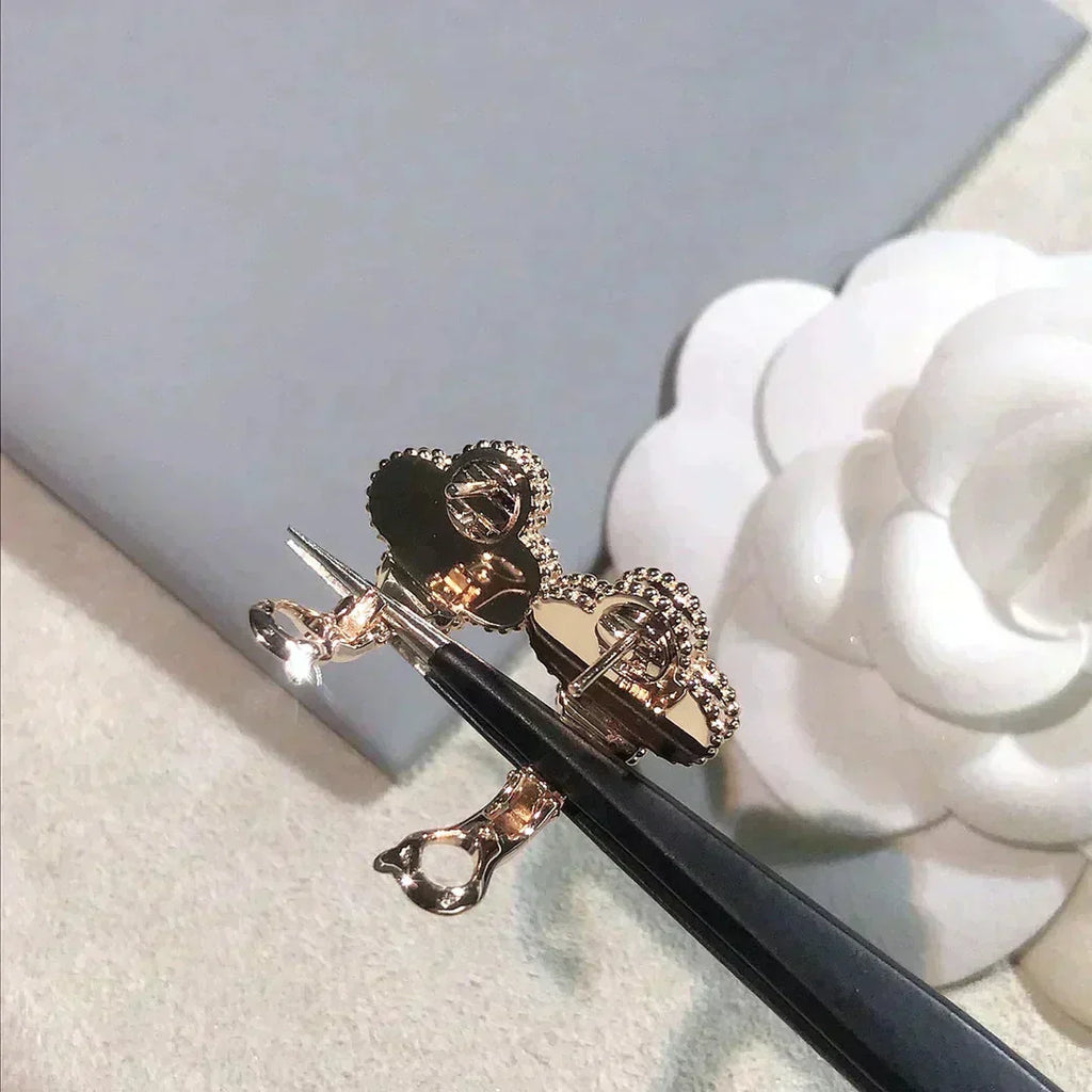 [Imperial] CLOVER MEDIUM 1 MOTIFS  PINK MOP DIAMOND EARRINGS