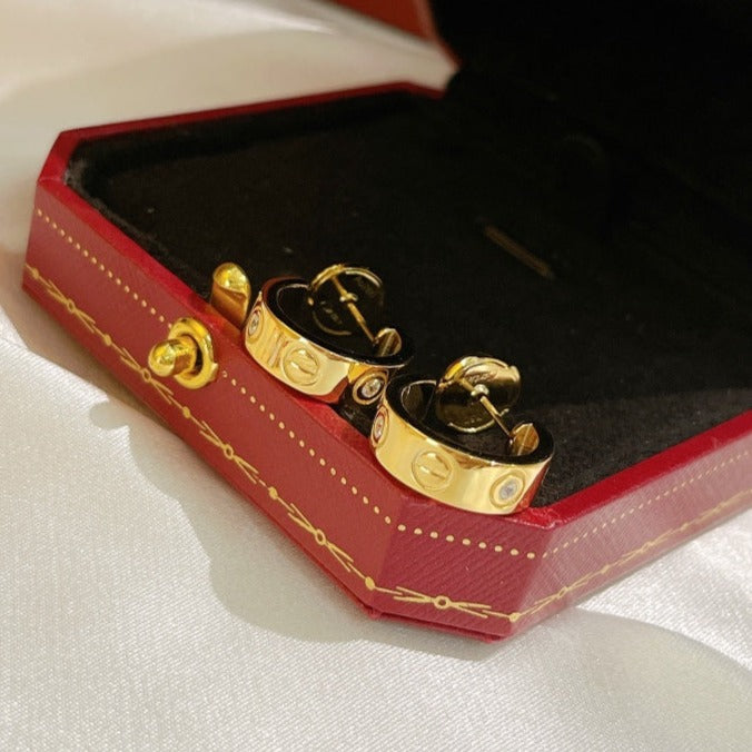 [Imperial] LOVE EARRINGS 5.7MM 2 DIAMONDS