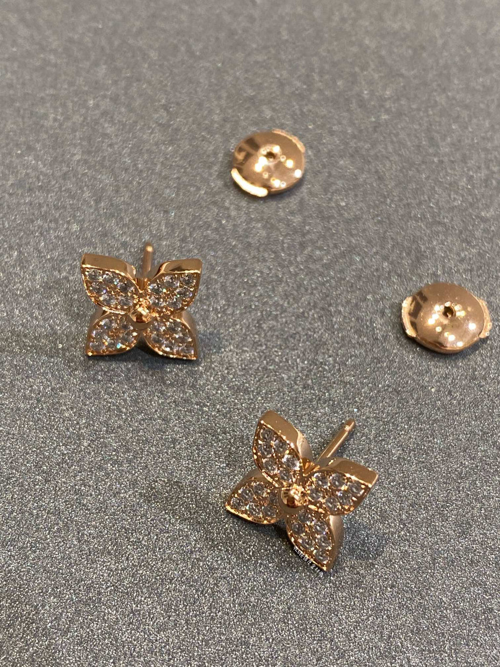 [Imperial] STAR DIAMOND EARRINGS