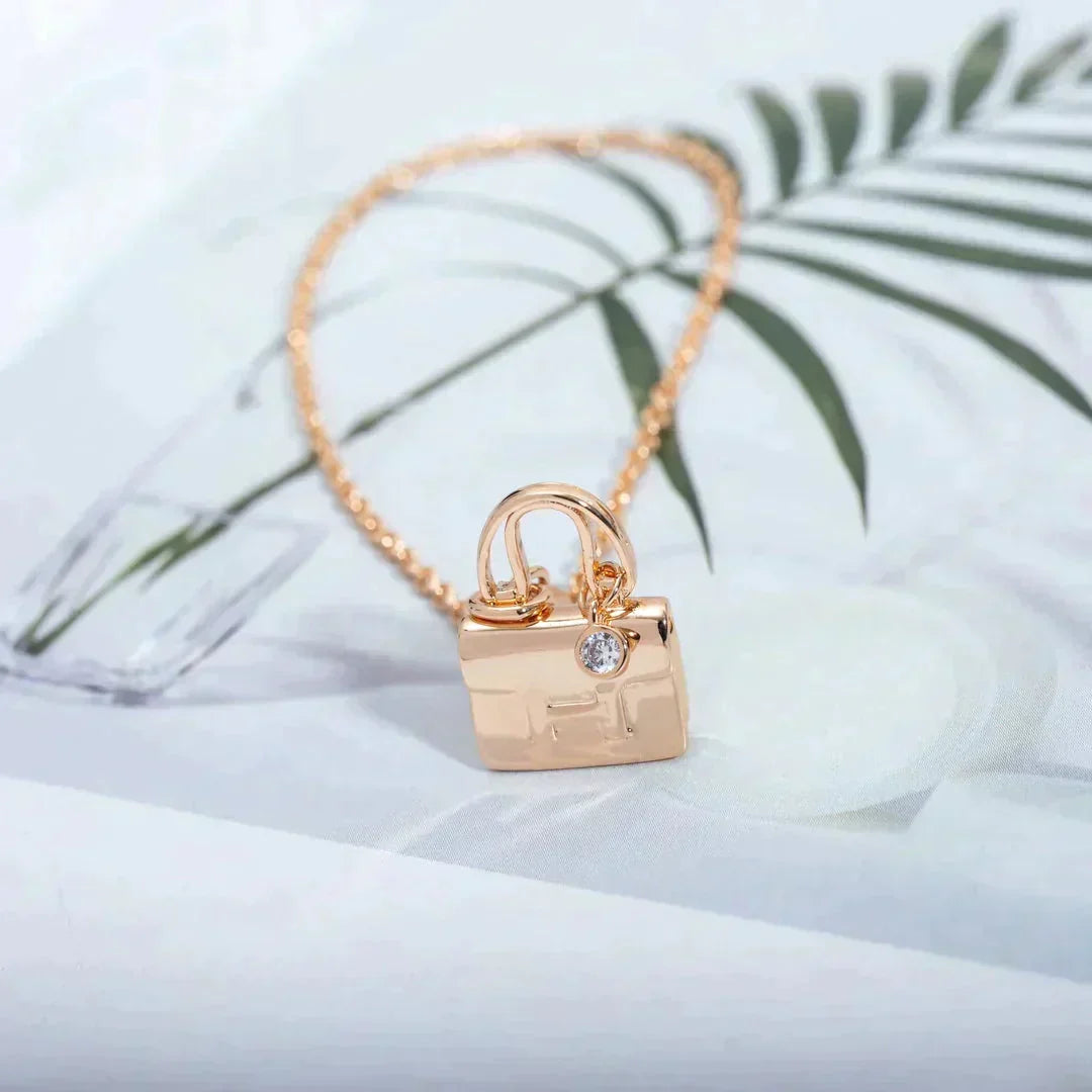 [Imperial] AMULETTE PEDANT ROSE GOLD NECKLACE