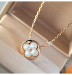 [Imperial] SUN MOP GOLD 1 DIAMOND NECKLACE