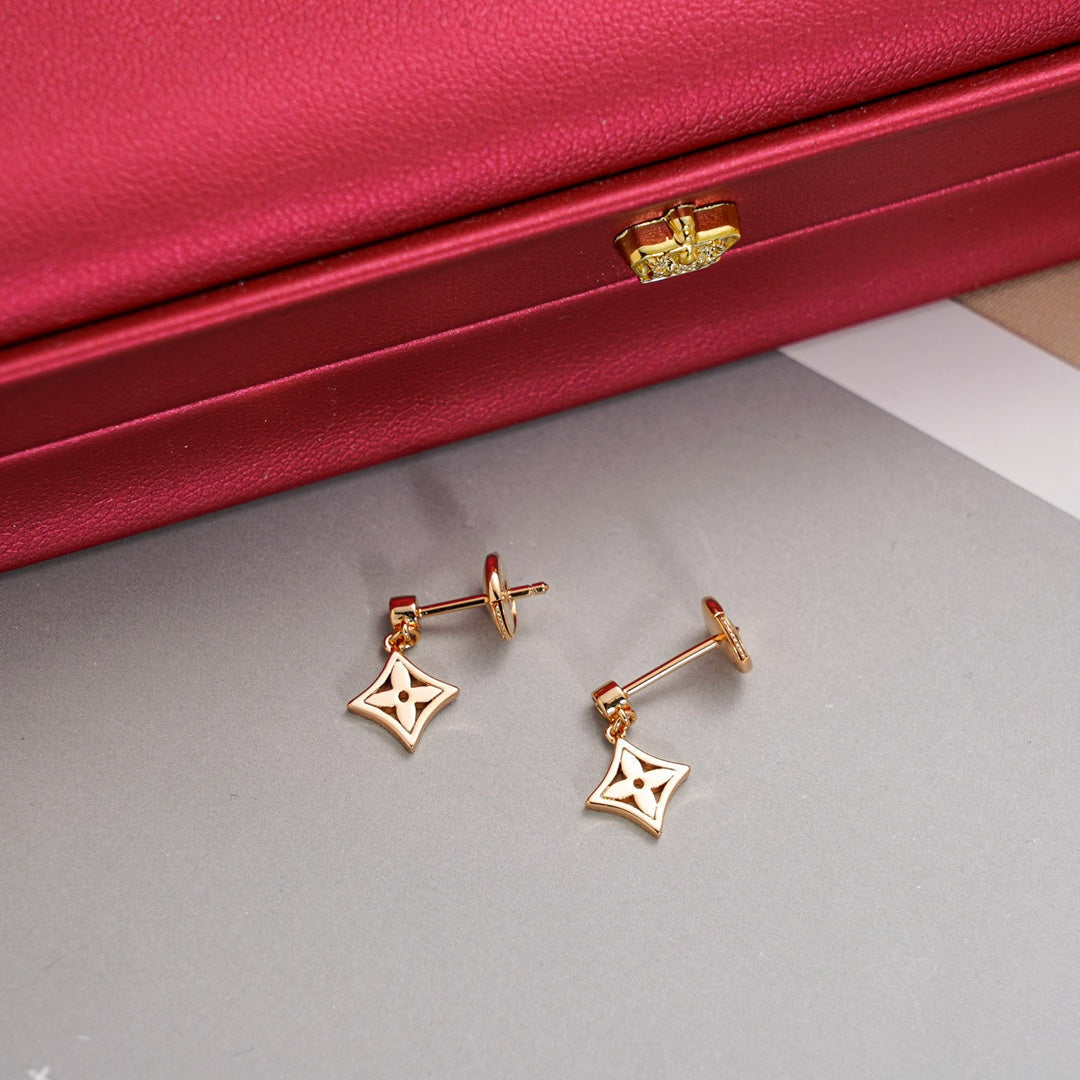 [Imperial] STAR EARRINGS GOLD