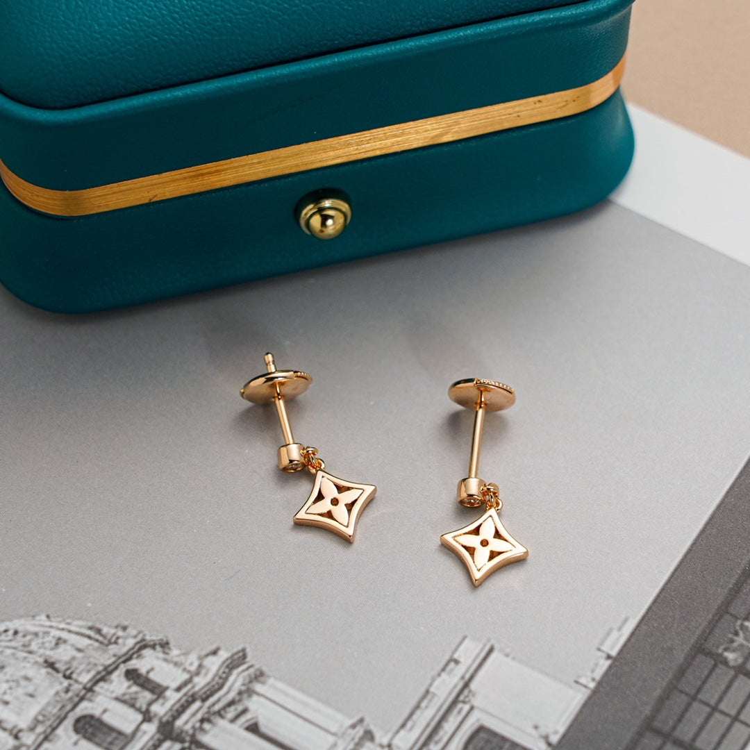 [Imperial] STAR EARRINGS GOLD
