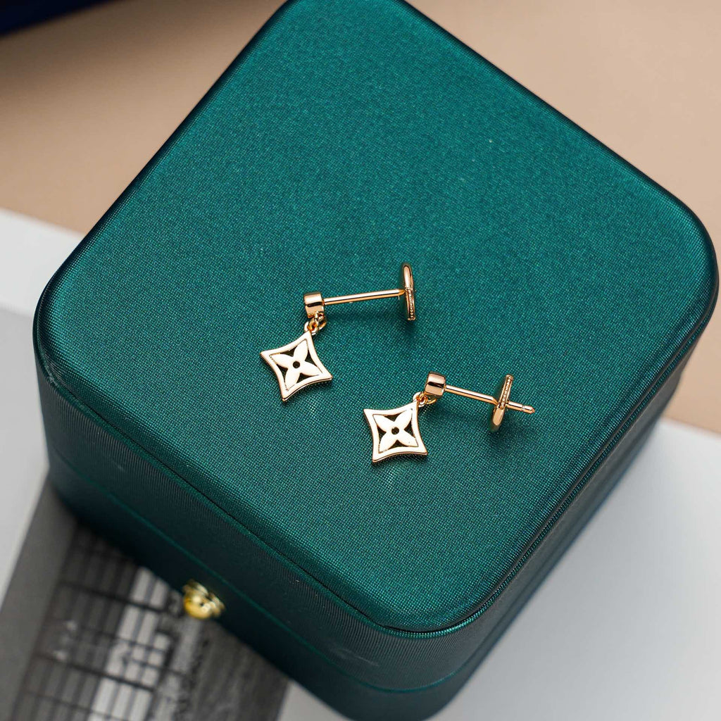 [Imperial] STAR EARRINGS GOLD