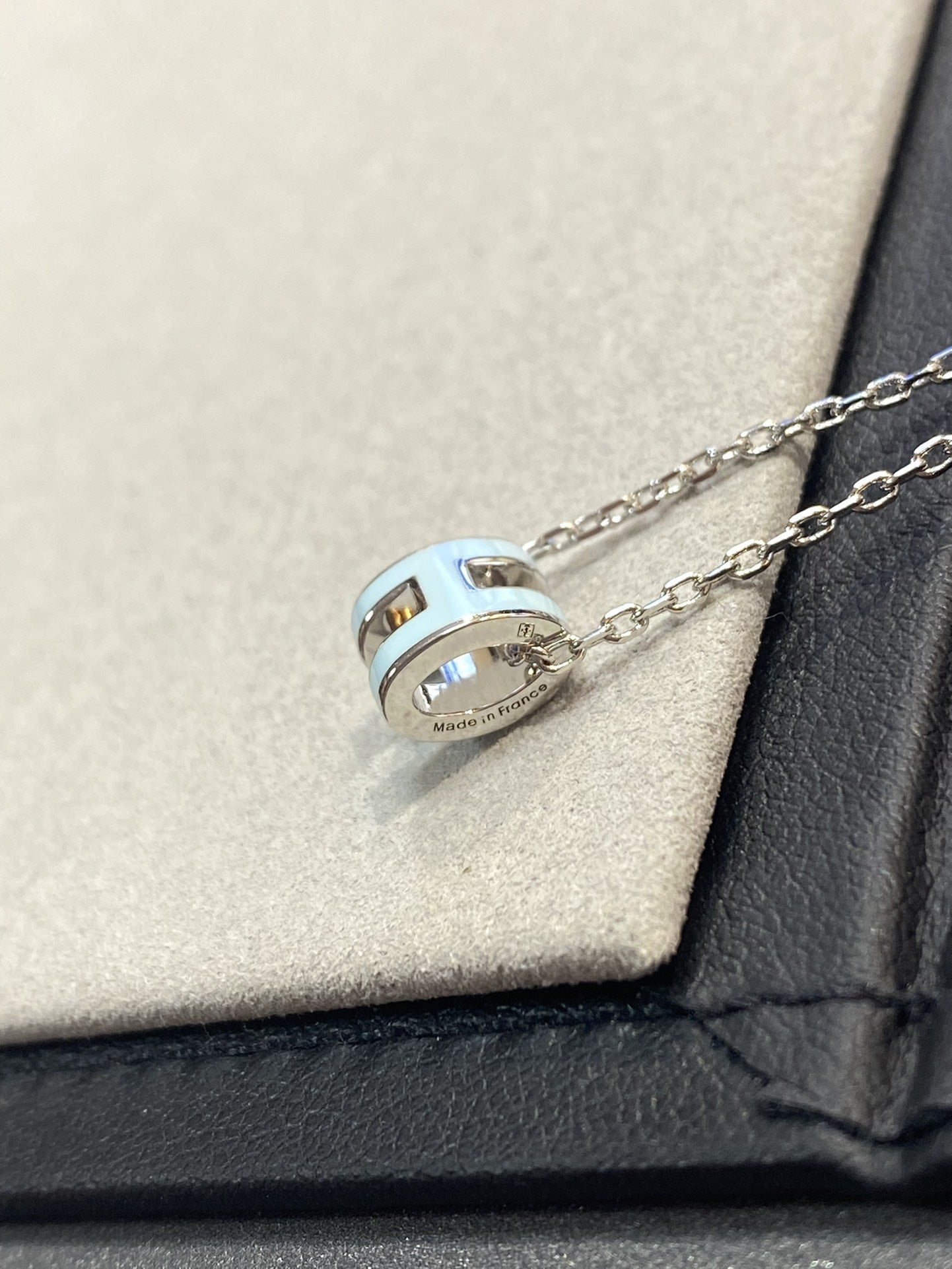 [Imperial] POP H LIGHT BLUE NECKLACE