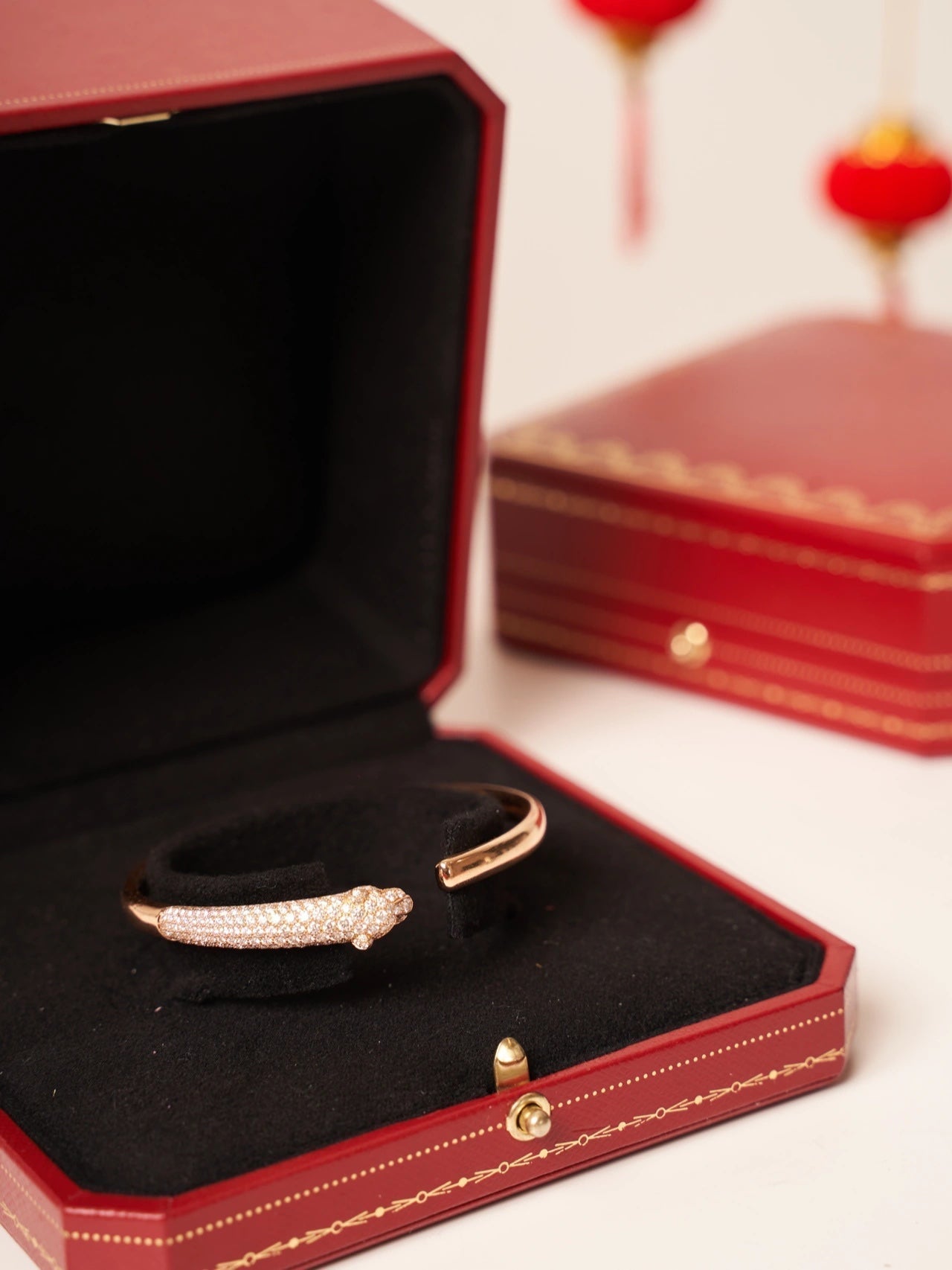 [Imperial] PANTHERE ROSE GOLD DIAMOND OPEN BRACELET