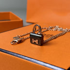[Imperial] CONSTANCE BLACK PEDANT PINK GOLD NECKLACE