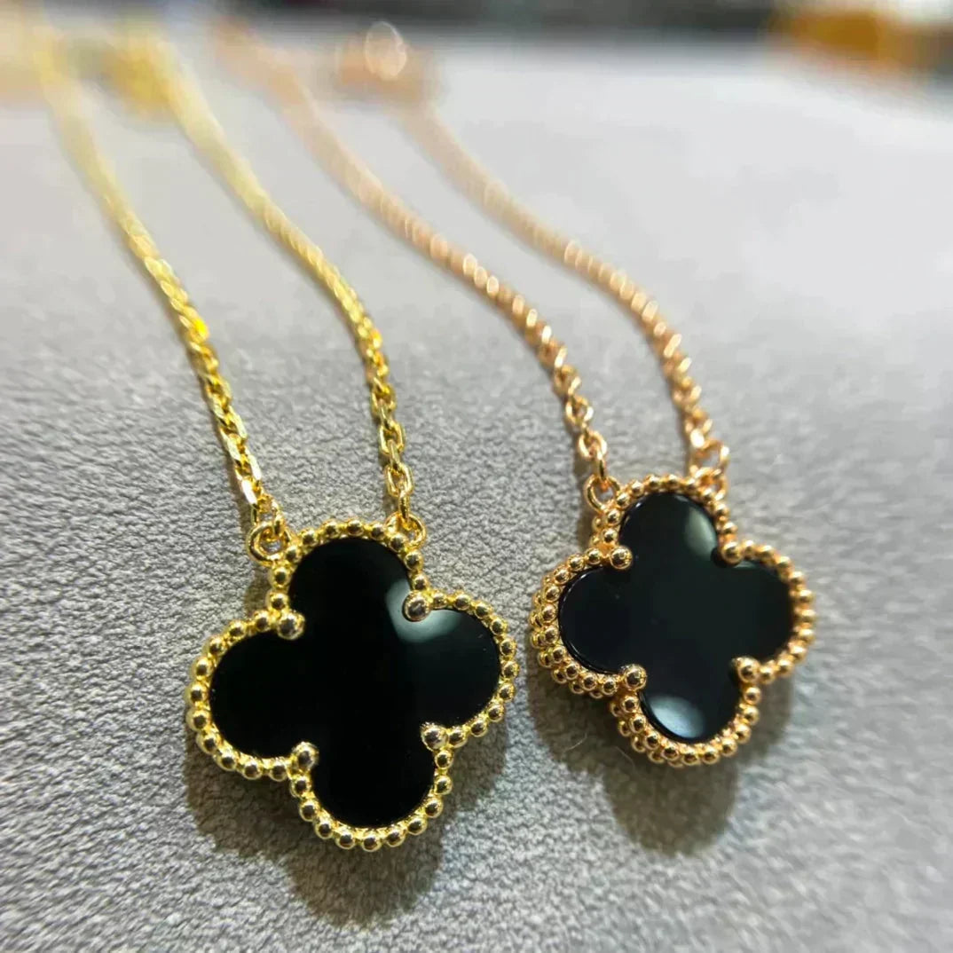 [Imperial] CLOVER 15MM BLACK ONYX SINGLE FLOWER NECKLACE