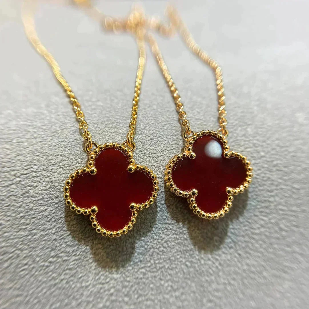 [Imperial] CLOVER 15MM CARNELIAN SINGLE FLOWER NECKLACE