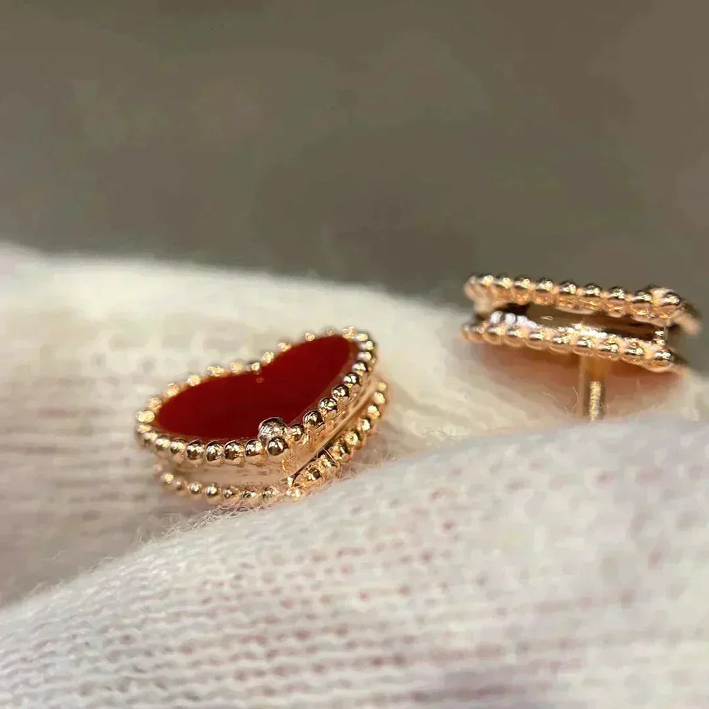 [Imperial] HEART CARNELIAN STUD EARRINGS