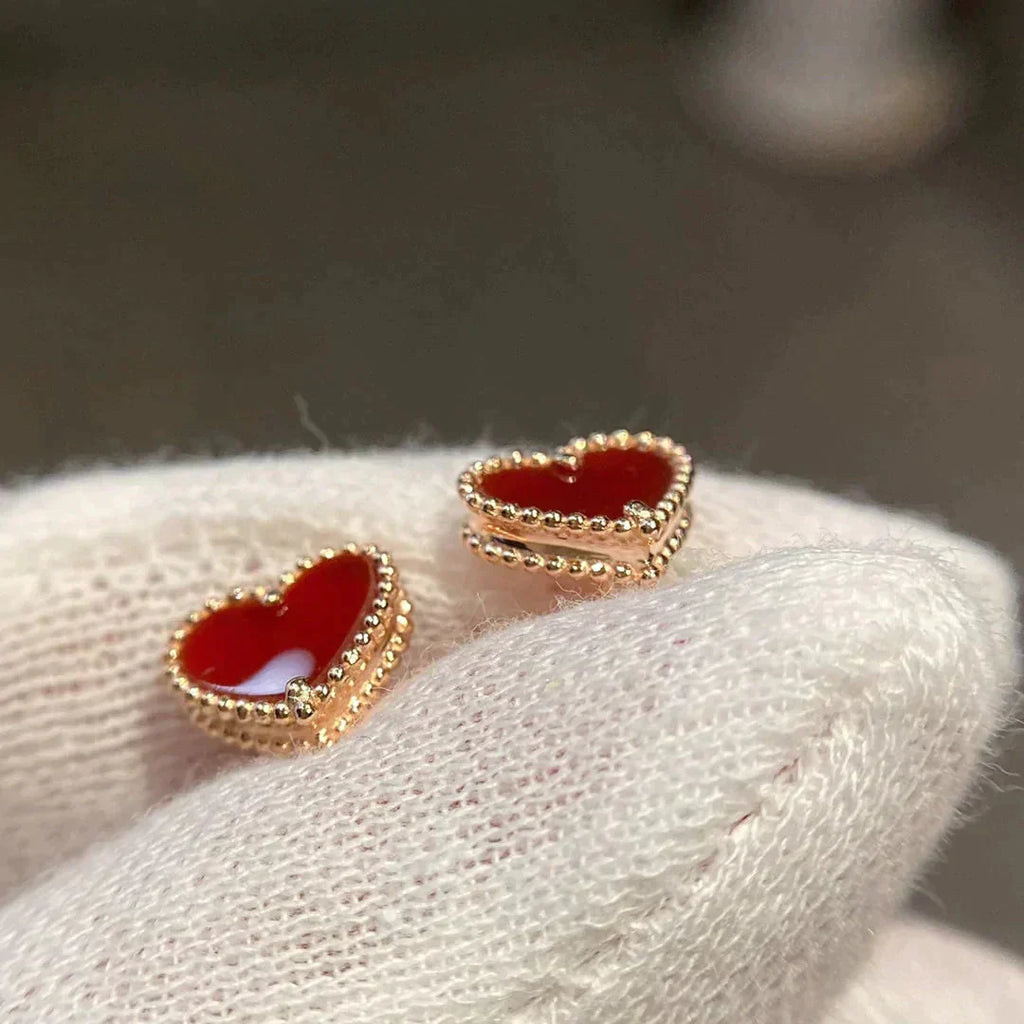 [Imperial] HEART CARNELIAN STUD EARRINGS