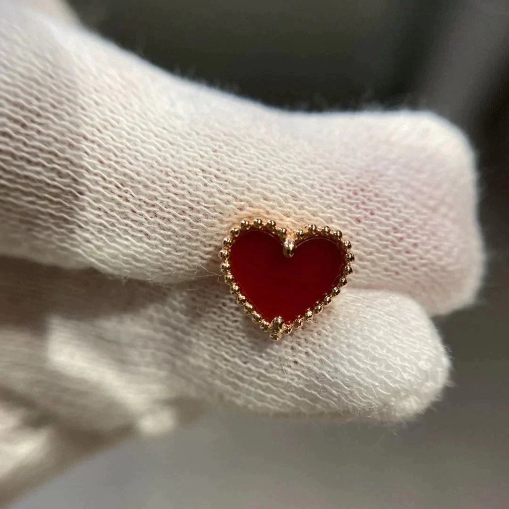 [Imperial] HEART CARNELIAN STUD EARRINGS