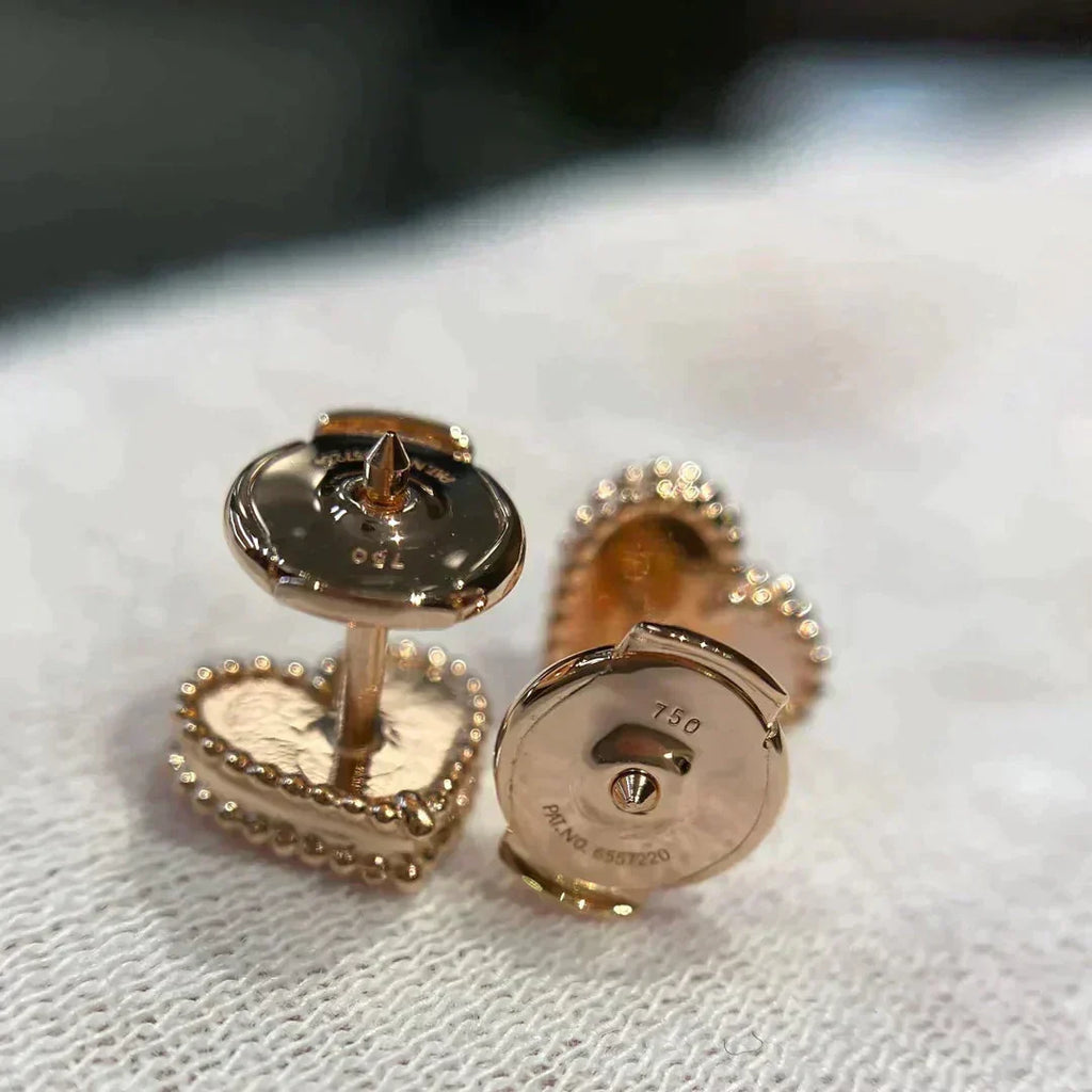 [Imperial] HEART CARNELIAN STUD EARRINGS
