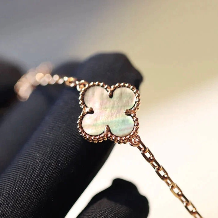 [Imperial] CLOVER 20 MOTIFS DARK MOP DIAMOND  NECKLACE