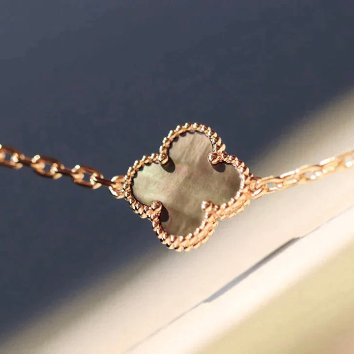 [Imperial] CLOVER 20 MOTIFS LASER DIAMOND NECKLACE