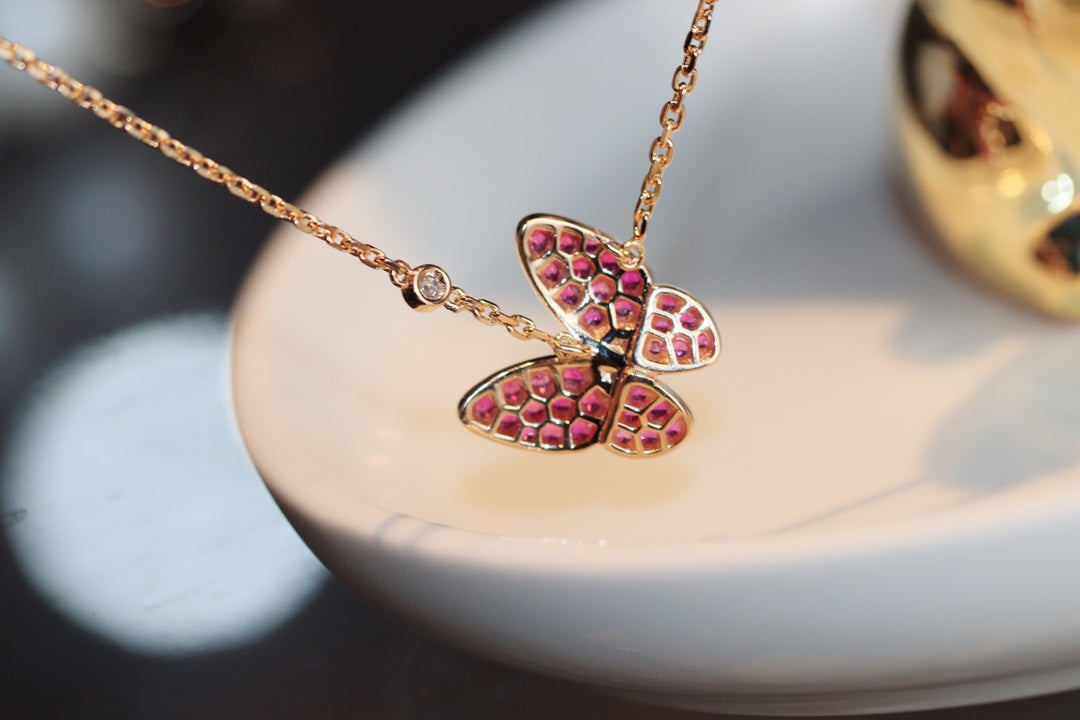 [Imperial] BUTTERFLY RED DIAMOND ROSE GOLD NECKLACE