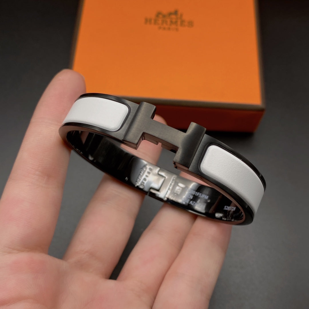 [Imperial] H BRACELET 12MM BLACK WHITE CERAMIC