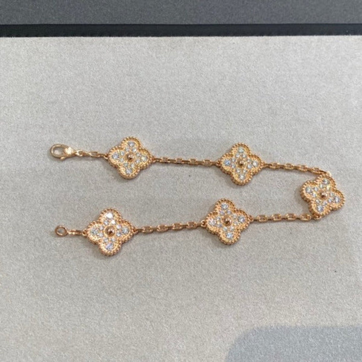 [Imperial] New  CLOVER 5 MOTIF FULL DIAMOND BRACELET COLLECTION