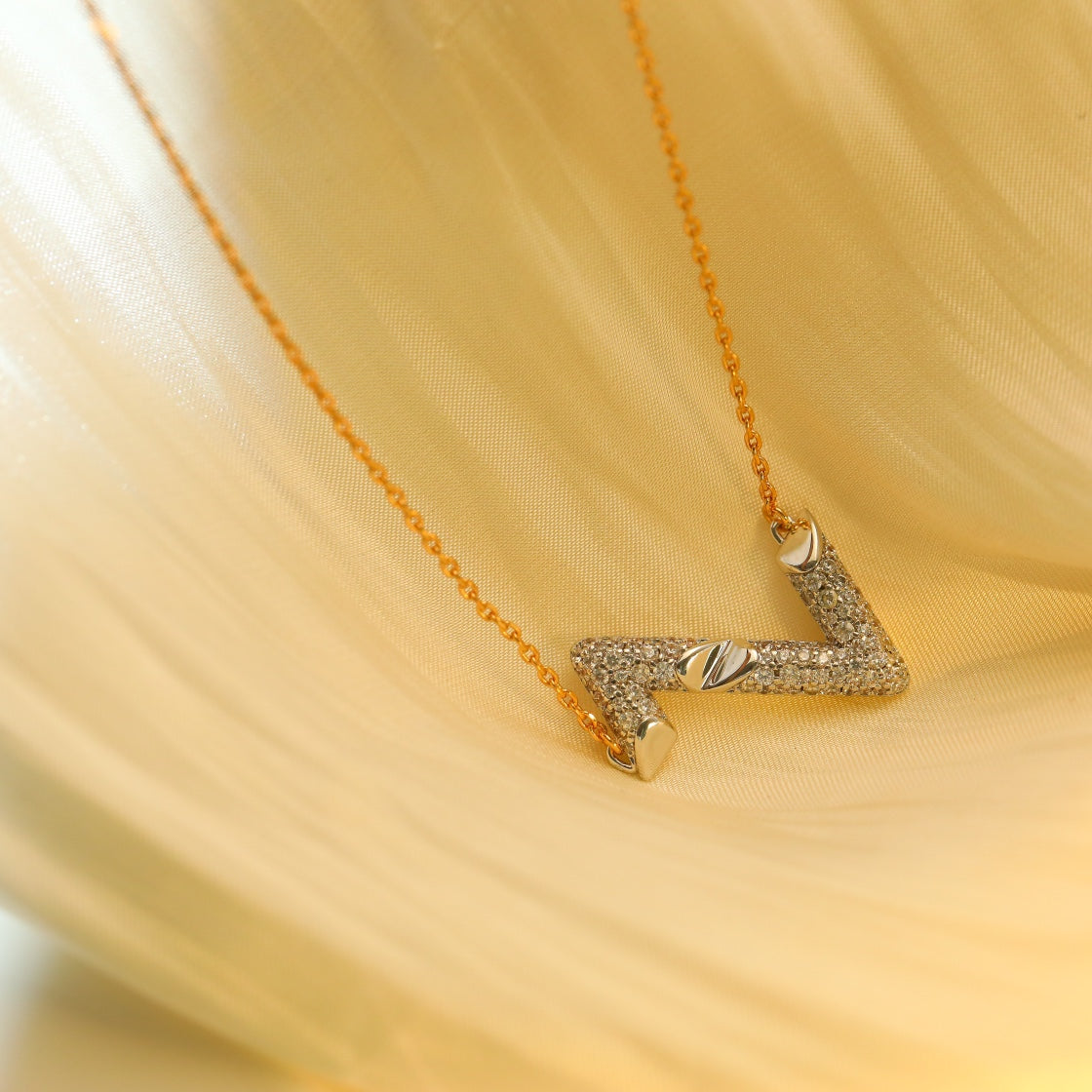 [Imperial] VOLT SILVER DIAMOND PEDANT NECKLACE