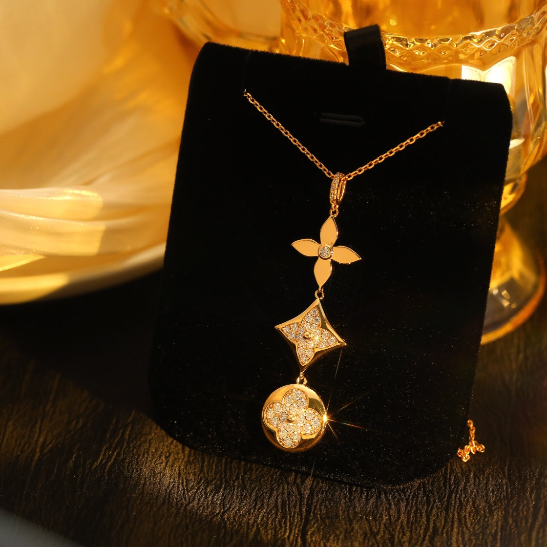 [Imperial] STAR AND SUN DIAMOND PINK GOLD NECKLACE