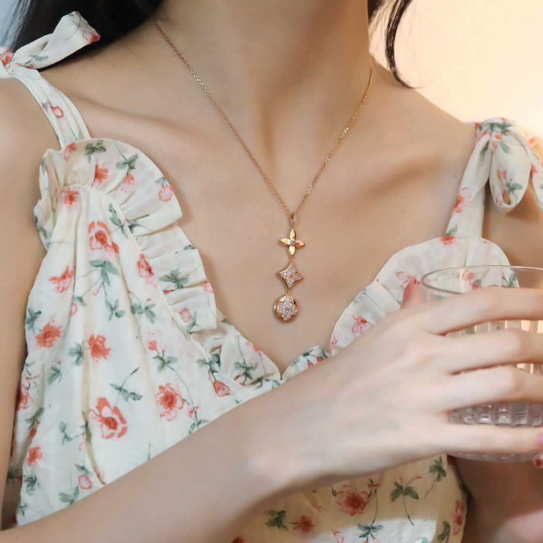 [Imperial] STAR AND SUN DIAMOND PINK GOLD NECKLACE