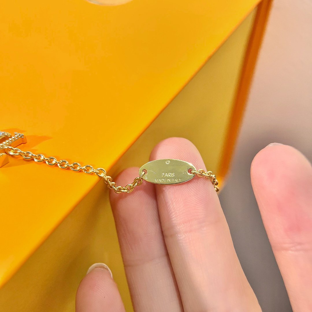 [Imperial] LOGO STAR MOTIF GOLD BRACELET