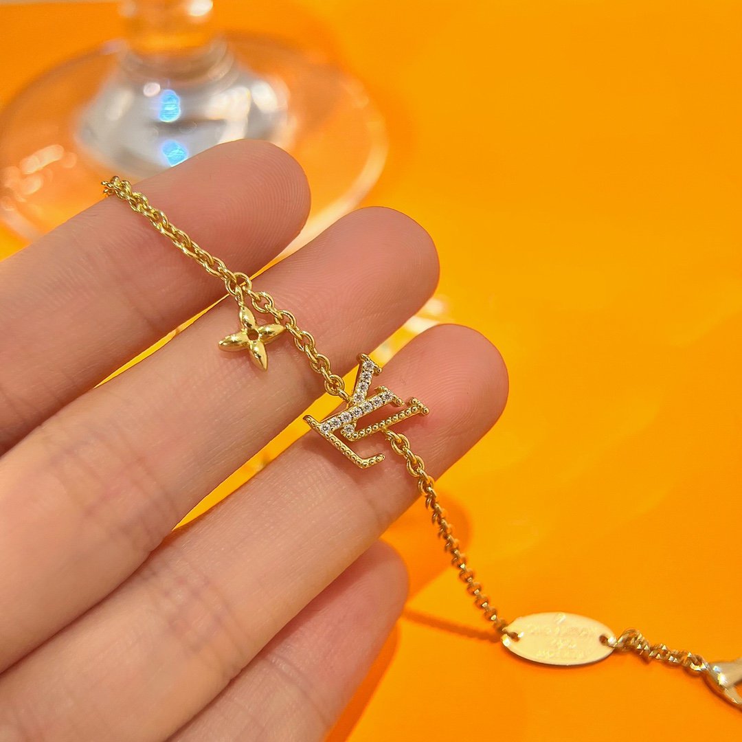 [Imperial] LOGO STAR MOTIF GOLD BRACELET