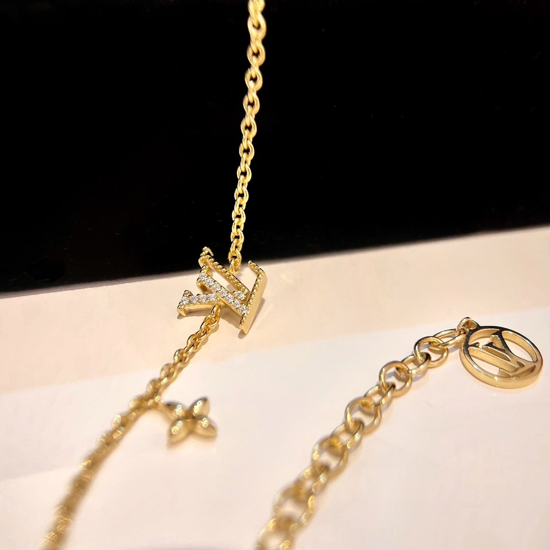 [Imperial] LOGO STAR MOTIF GOLD BRACELET