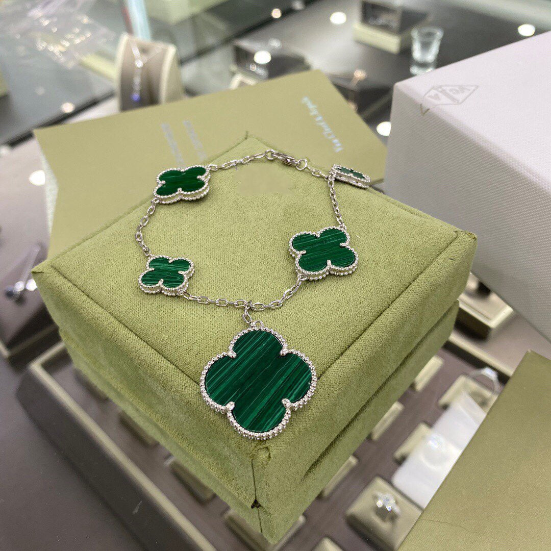 [Imperial] CLOVER 5 MOTIFS SIVLER MALACHITE BRACELET