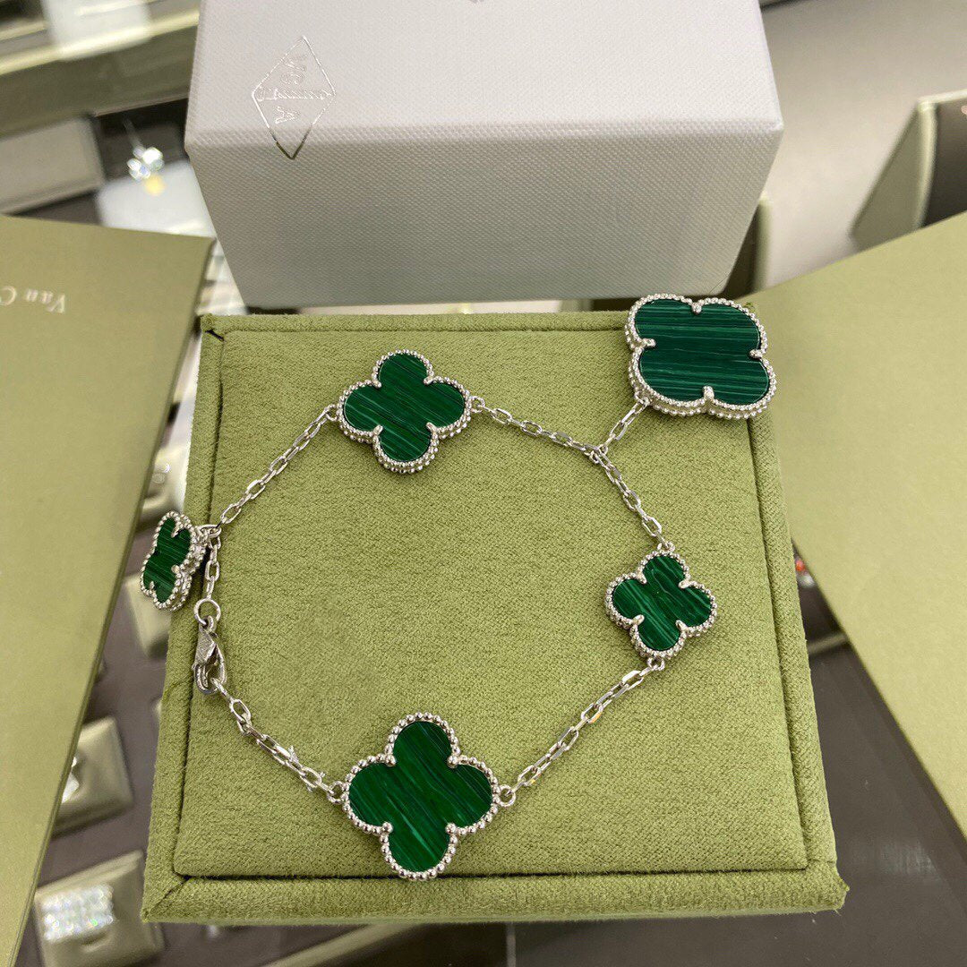 [Imperial] CLOVER 5 MOTIFS SIVLER MALACHITE BRACELET