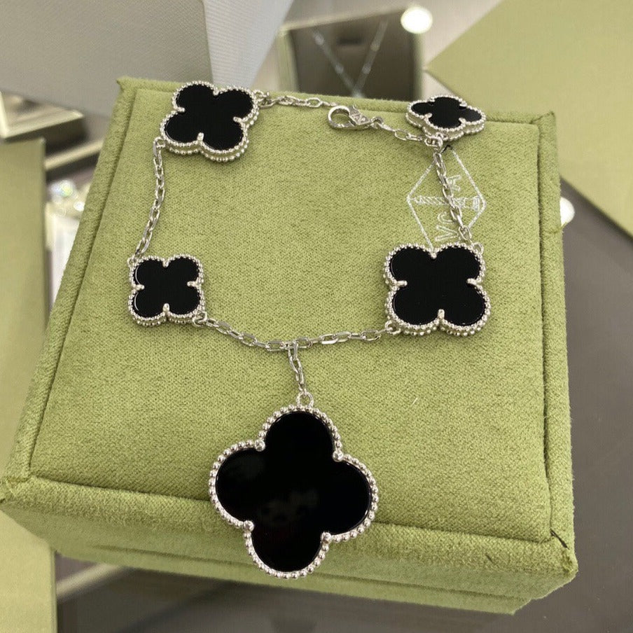 [Imperial] CLOVER 5 MOTIFS SIVLER ONYX BRACELET