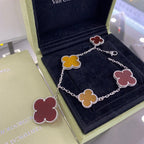 [Imperial] CLOVER 5 MOTIFS SIVLER CARNELIAN TIGER EYE BRACELET