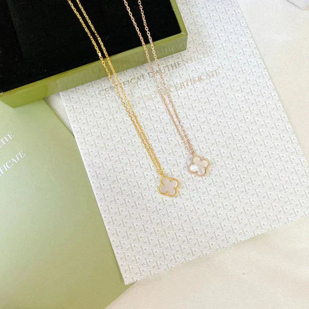 [Imperial] CLOVER MINI 9.5MM WHITE MOTHER-OF-PEARL NECKLACE